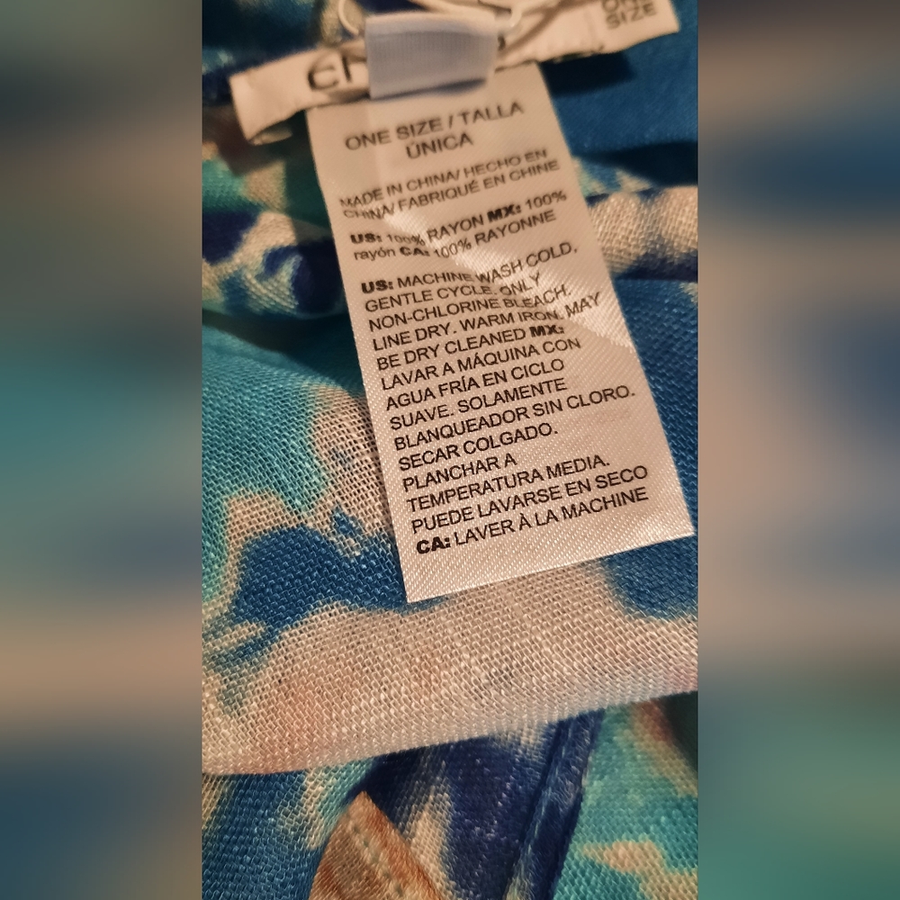 ✨️ MARKDOWN ITEM✨️ Tye Dye Printed Ruana ❤️ NWT - Picture 6 of 7